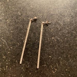 Diamond bar drop earrings 14 kt white gold